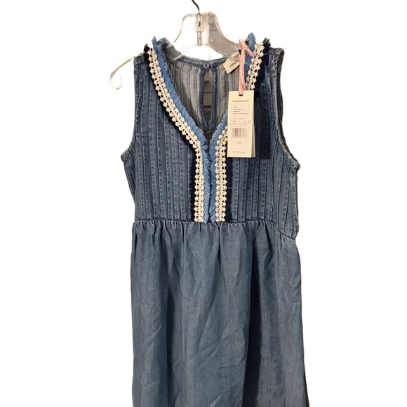 Vineyard Vines Girls Denim Chambray Pintuck Dress Size XS MSRP $89 NWT - Picture 2 of 11